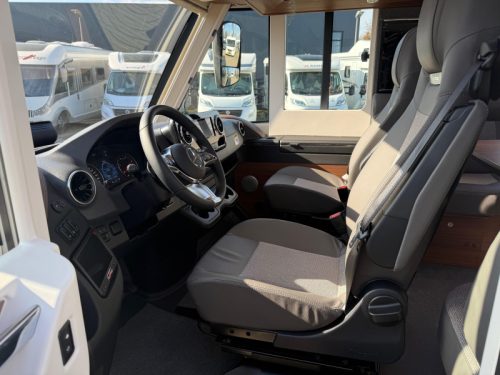 Carthago Chic C-Line T 4.9 LE New from stock photo: 5