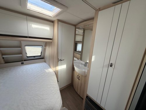 Hobby De Luxe 400 SFE Mit Markise! Foto: 6