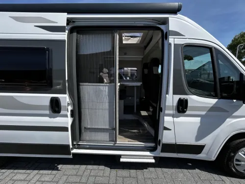 Roller Team Livingstone 2 600 Transverse bed/2022/Euro-6/VAT! photo: 5