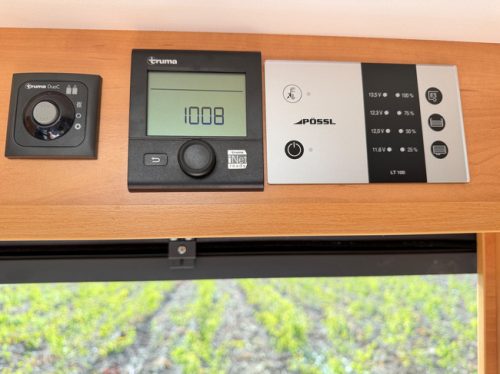 P&ouml;ssl 640 Roadcruiser Automatic / ALL SEASONS / MAXI / TV+SATELLITE DISH / BIKE RACK photo: 18