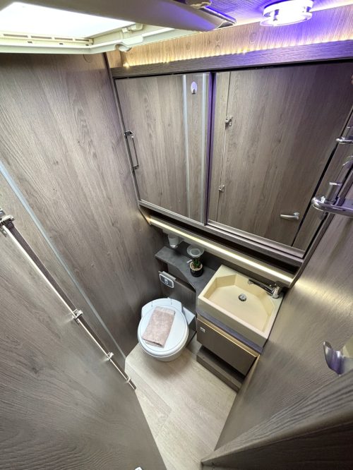 Chausson Titanium 758 EB AUTOMATIK QUEENSBETT + HUBBETT 170PS! Foto: 9