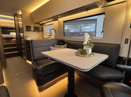 Adria Supersonic 890 LL 170 hp AUTOMATIC 9-speed 4-person Euro6 Mercedes-Benz Sprinter EP LEVEL SYSTEM **Single beds/4 seats/ photo: 11