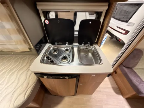 Caravelair Antares Style 450 Awning+mover+awning  photo: 18
