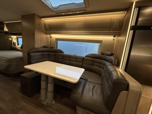 Kabe Royal 780 TDL Frontk&uuml;che - Komplett Foto: 7