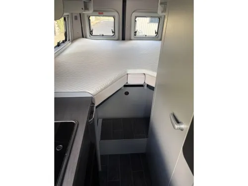 Weinsberg CaraBus 600 ME Compact mit Einzelbetten Foto: 15
