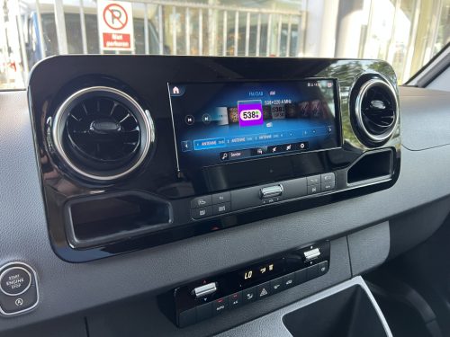 Hymer Free 600S AUTOMATIC TRANSVERSE BED + POP-TOP ROOF 360 CAMERA POP-TOP ROOF photo: 12