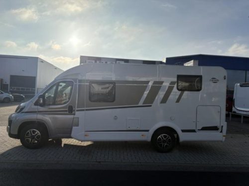 Carado V 337 PRO+ 1e eigenaar + Nieuwstaat  foto: 4