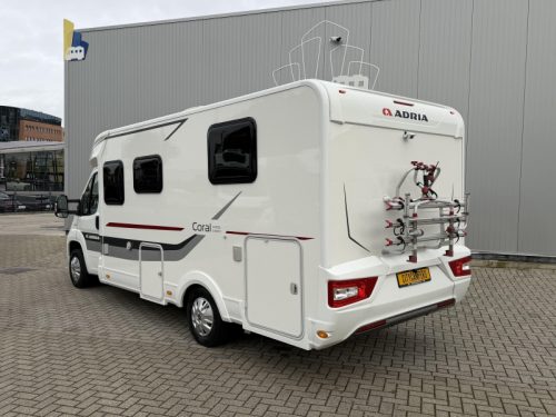Adria Coral S 600 SC Levelsysteem  foto: 3