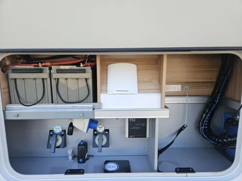 Knaus Sun Ti 700 MEG Vollausstattung / Neuwertig Foto: 18