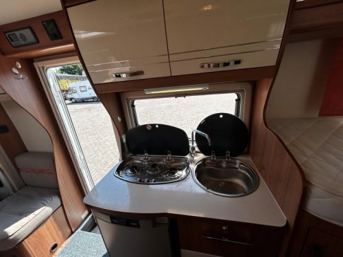 Eura Mobil Terrestra 650 EB TV, Maxxfan, Res.wiel  photo: 17