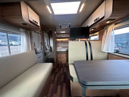 Weinsberg CaraCore 650 MF Autom. 2xairco180PK IFH91 Foto: 11