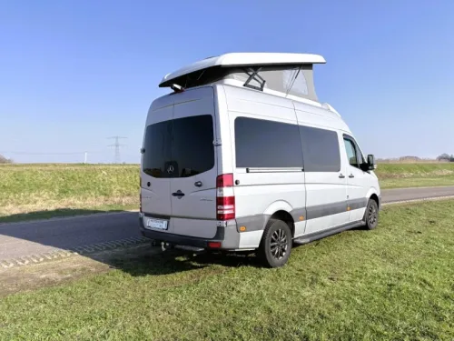 Mercedes-Benz Sprinter 316 CDI by Hop Campers Foto: 3