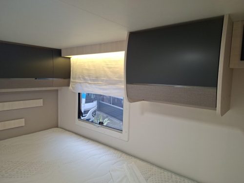 Chausson 777 Titanium Ultimate Einzelbetten XL Garage Foto: 14