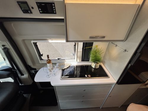 Hymer FREE 600 BREEDTEBED+HEFDAK 2023 Foto: 5
