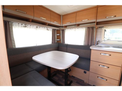 Knaus Sport 450 FU Voortent/ Fietsendrager foto: 7