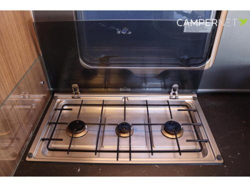 Camping-car Hymer BMC-I 680 177cv Automatique | Chauffage Alde | Placards au lieu de lit escamotable | Lits jumeaux | Convertisseur | Climatisation de toit | Ch&acirc;ssis SLC | Toit GFK| photo: 16