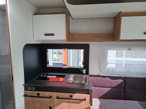 Chausson 798 Titanium Line Luxus mit ger&auml;umigem Queensbett Foto: 6