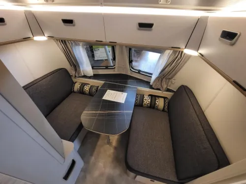 Eriba Touring 530 Silver Edition, komplett Foto: 17