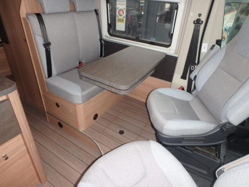 Weinsberg CaraBus 630 ME  photo: 10