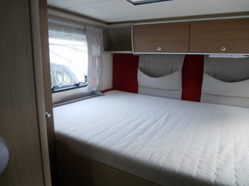 B&uuml;rstner Ixeo Time 710 IT, Transverse bed, Pop-top roof, XL Garage photo: 16