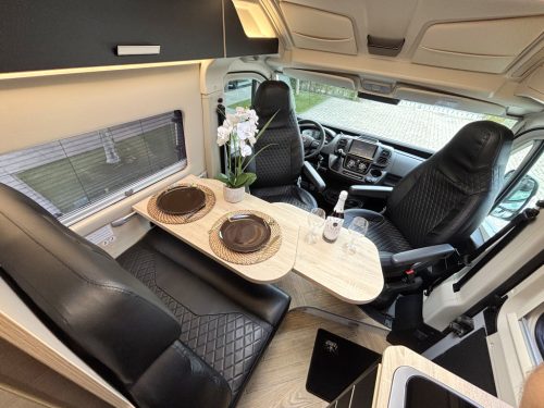 Chausson Sport Line 690 9-SPEED AUTOMATIC POP-TOP ROOF FIAT 8 180HP photo: 1