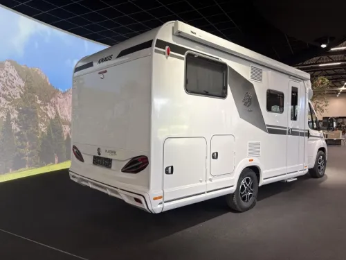Knaus L!ve Ti 650 MEG Platinum / low beds photo: 4