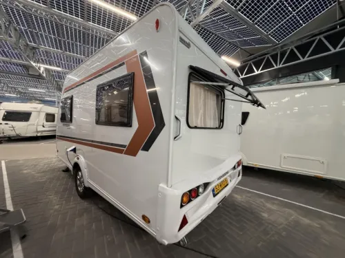 Weinsberg CaraOne Edition HOT 390 QD Vorzelt | Ex-Vermietung Foto: 4