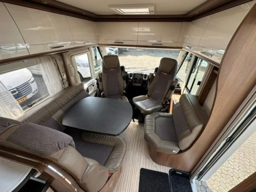 Carthago C-Tourer I 149 NO DROP-DOWN BED LEVELING SYSTEM photo: 7