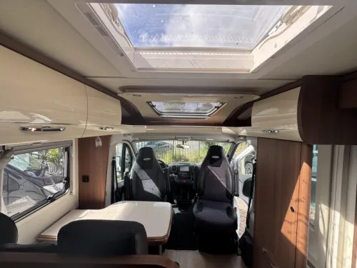LMC Passion T672 AUTOMATIC  photo: 24