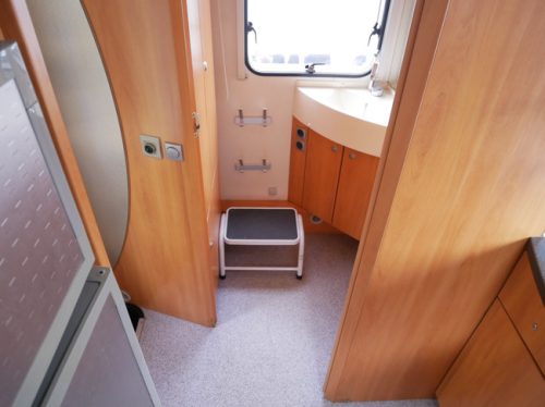 Weinsberg Meteor, Alkoven, Viel Platz 6.50 Meter Alkoven Foto: 15