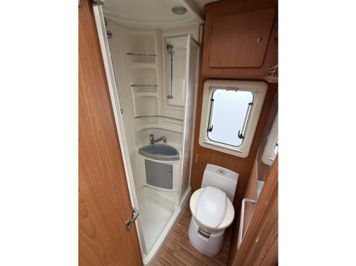 Maesss Sunline T665 as new single beds photo: 12