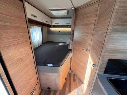 Weinsberg CaraCore 650 MF 2xAirco 180 PK 5persoons  foto: 17