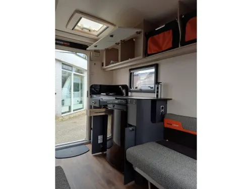Sprite Basecamp 2 mover + awning photo: 12