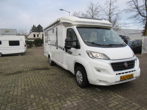 Hymer 598 Exsis-T Semi-integrated Queen bed new model 2016 photo: 3