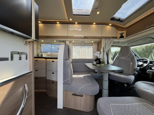 Malibu by Carthago T 460 KB LE 140 hp AUTOMATIC 9-speed Euro6 Fiat Ducato **Single length beds/Packed with options/4 seats/Lithium/Solar panel/Inverter photo: 1