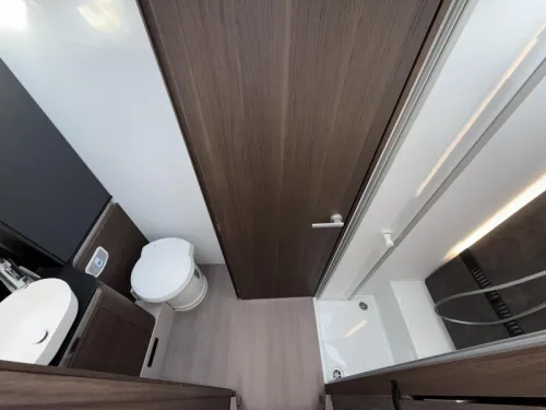 Adria Coral Supreme 670 DL - 180 PS Foto: 16