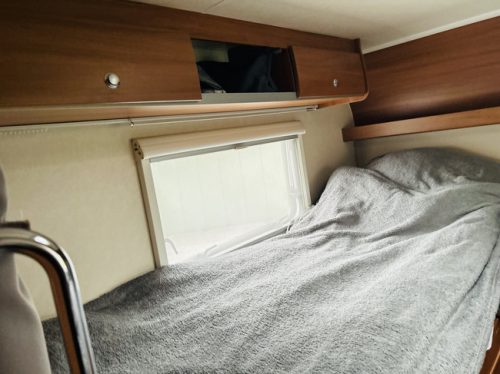 Knaus Sky Wave R21, Single beds and pop-top roof, EURO 5 photo: 6
