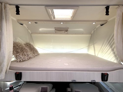 Challenger Sirius 3087 GA SINGLE BEDS + POP-TOP ROOF EURO 6 photo: 4