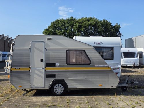 Kip Kompakt 420 EK Feste Toilette und Vorzelt! Foto: 2