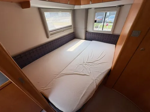 Knaus Travel-Liner 2XAirco,Fixed bed,Pull-down bed photo: 16