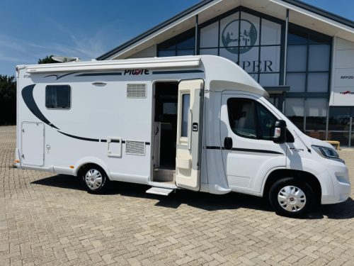 Pilote Essentiel P 706 Queensbed Pop-top roof photo: 4