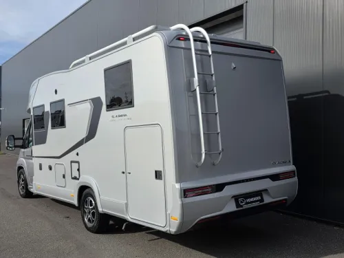 Adria Coral Supreme 670 DL  photo: 3