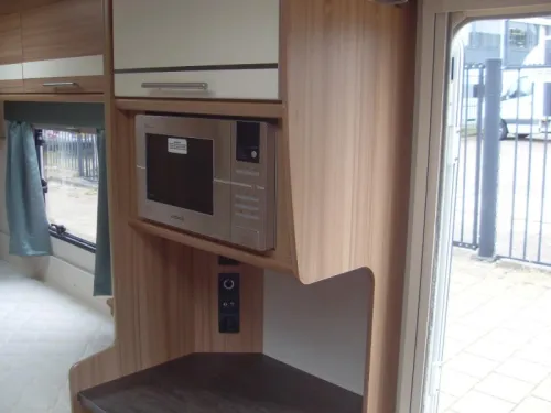 Lunar Quasar 514 with Mover and awning photo: 6