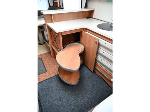Hobby Excellent 560CFe photo: 17