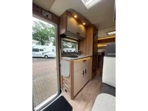 Weinsberg CaraCompact Pepper 600 MEG Edition Single Beds 18 photo: 12
