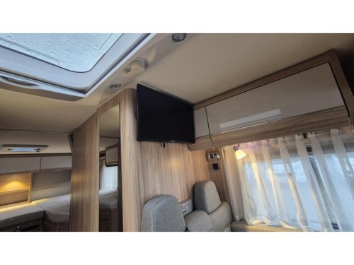 Hymer Exsis-I 588 EX Euro 6 / Single beds photo: 12