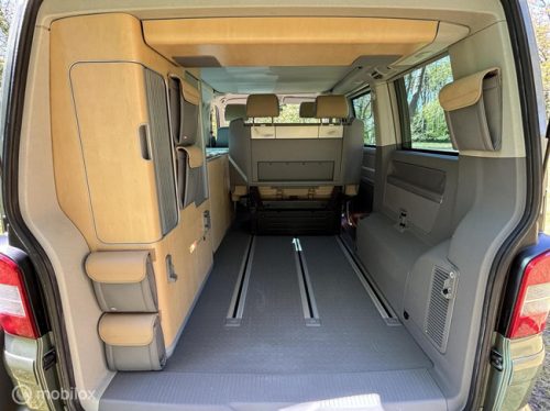 Volkswagen California 2.5 TDi 130 Pk H6 | 1st Owner | Orig.NL | 133dkm NAP | Electric pop-top roof | Towing hitch | Fully dealer maintained | DEA photo: 13