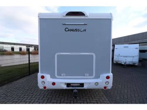 Chausson Titanium 738 XLB QUEENSBED + POP-TOP ROOF photo: 5