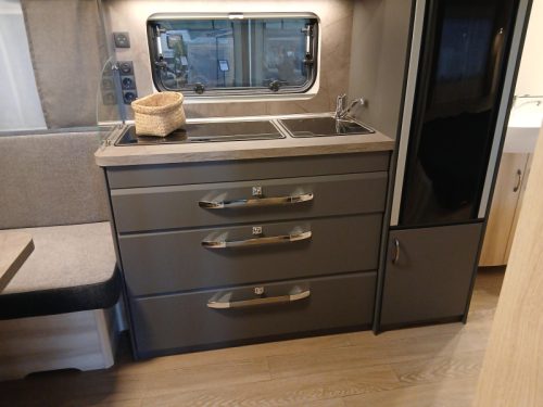 Hobby De Luxe 460 UFE Foto: 4