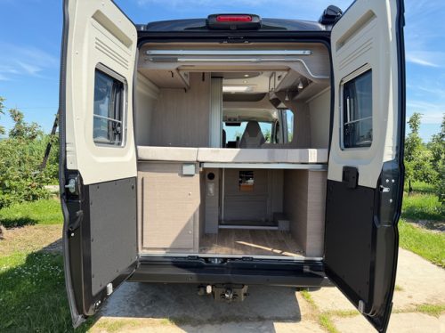 P&ouml;ssl Roadcamp R 540 8-Speed Automatic/Bearlock/NAVI/Towbar/Elec/gas heater photo: 6